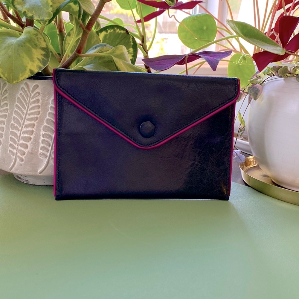 Leather clutch - Chicos